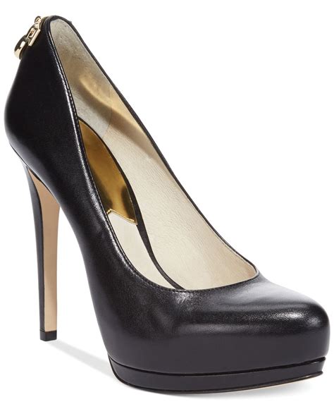 michael kors pumps black